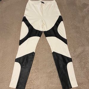 VENUS Leggings